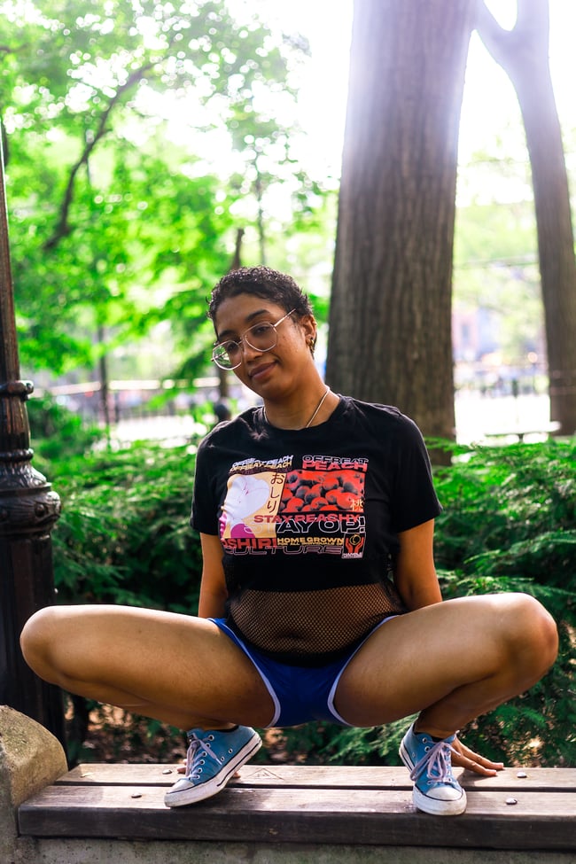 Oshiri Culture Mesh Crop-Top 