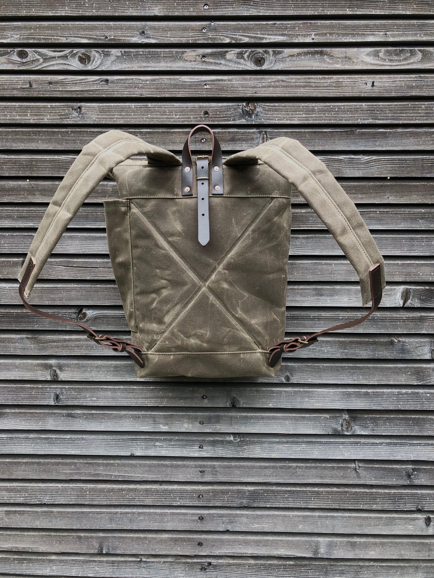 Image of School backpack in waxed canvas / waterproof backpack with padded shoulder straps and water bottle p