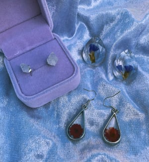 Image of Bergenia - Amethyst raw crystal stud earrings