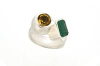 Image 4 of Emerald and citrine sculptural ring in sterling silver. Contemporary Jewellery by Chris Boland