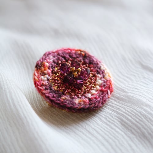 Image of TEXTILE BROOCH - Pomegranate