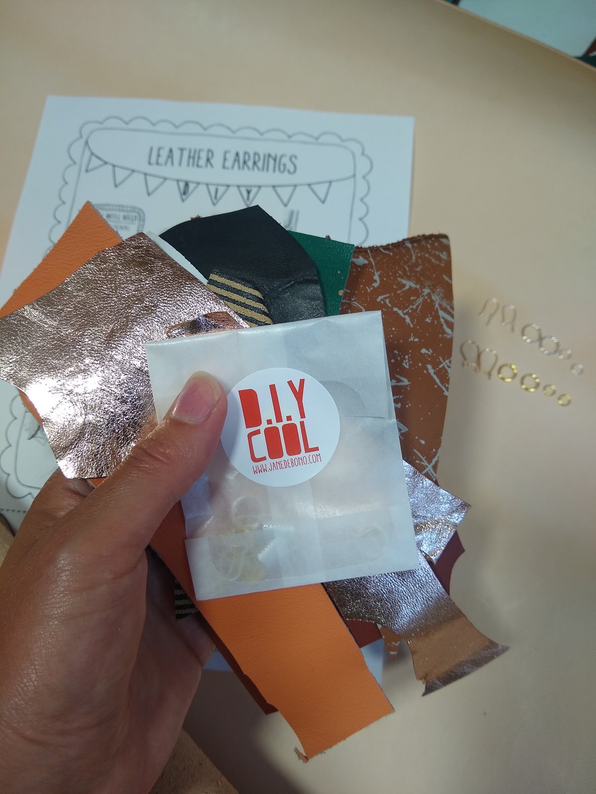 Image of D.I.Y Leather Earrings & Things Crafty Box