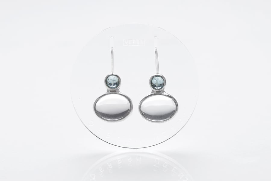 Image of "Sky water" silver earrings with aquamarines and rock crystals  ·  AQUA CAELESTIS  ·
