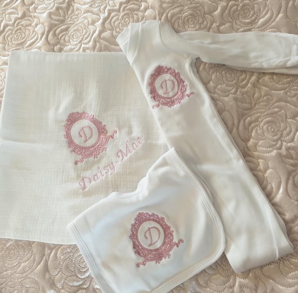 Image of Babygrow bib muslin set