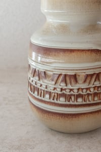 Image 4 of Vase vintage signé Bessone 