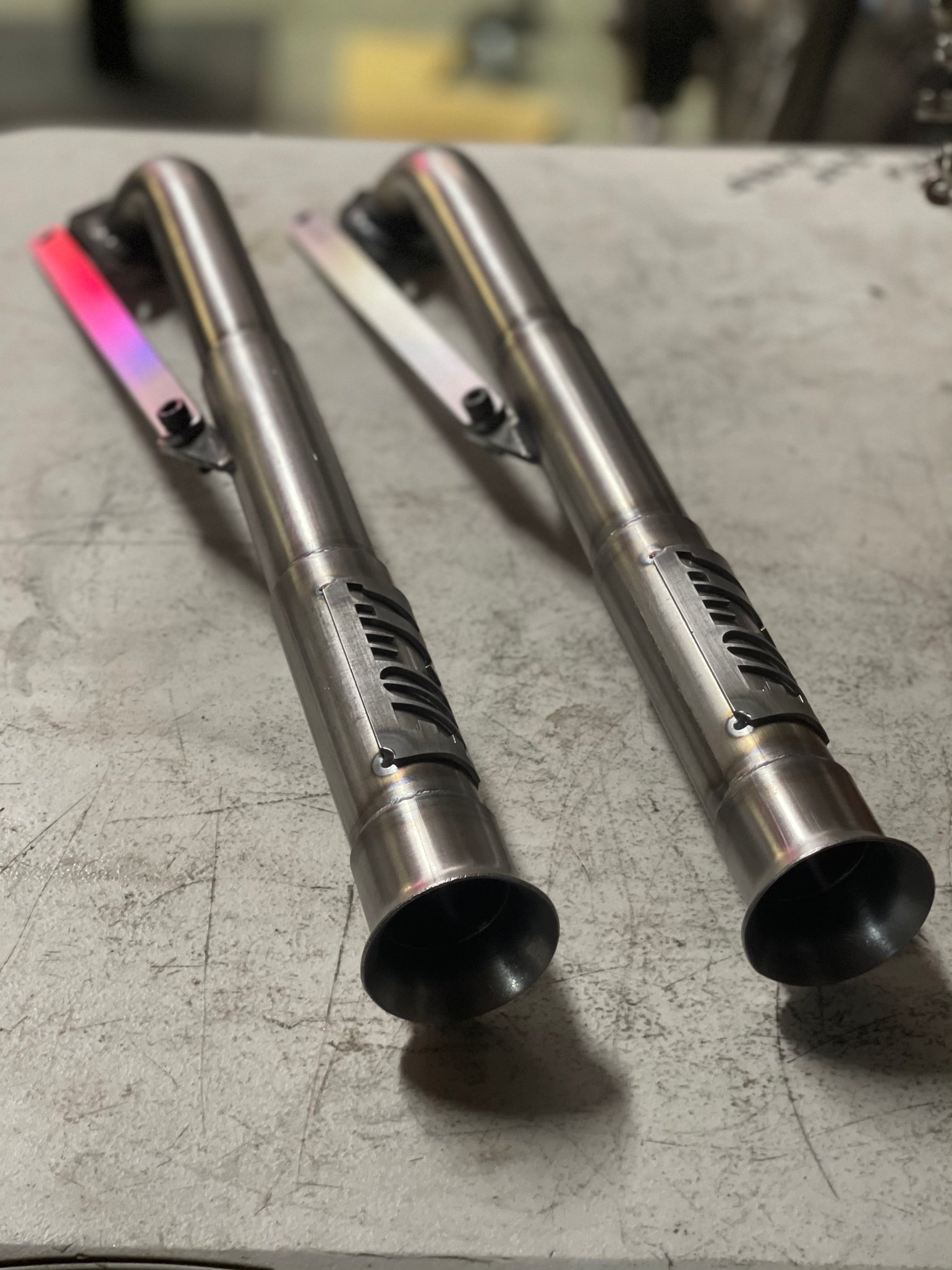 【返品交換不可】 Center Exit Exhaust System | MoeFabCo その他