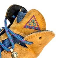 Image 2 of Vintage Nike ACG Air Makalu Trail Hiking Boots - Tan
