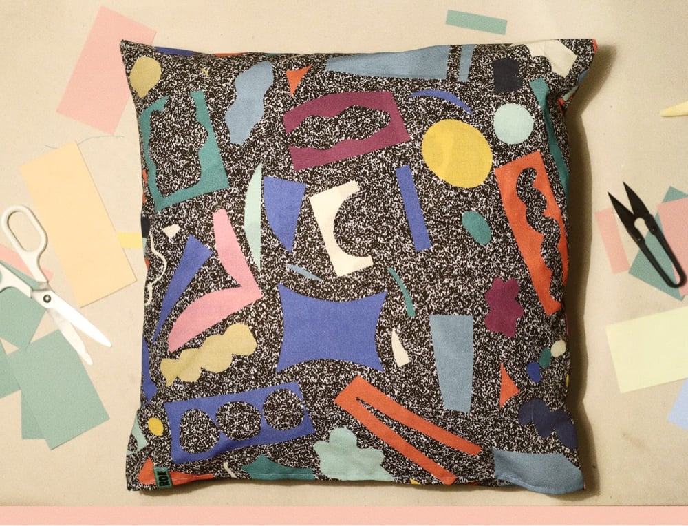 Image of NOISE CUTS PILLOWCASE