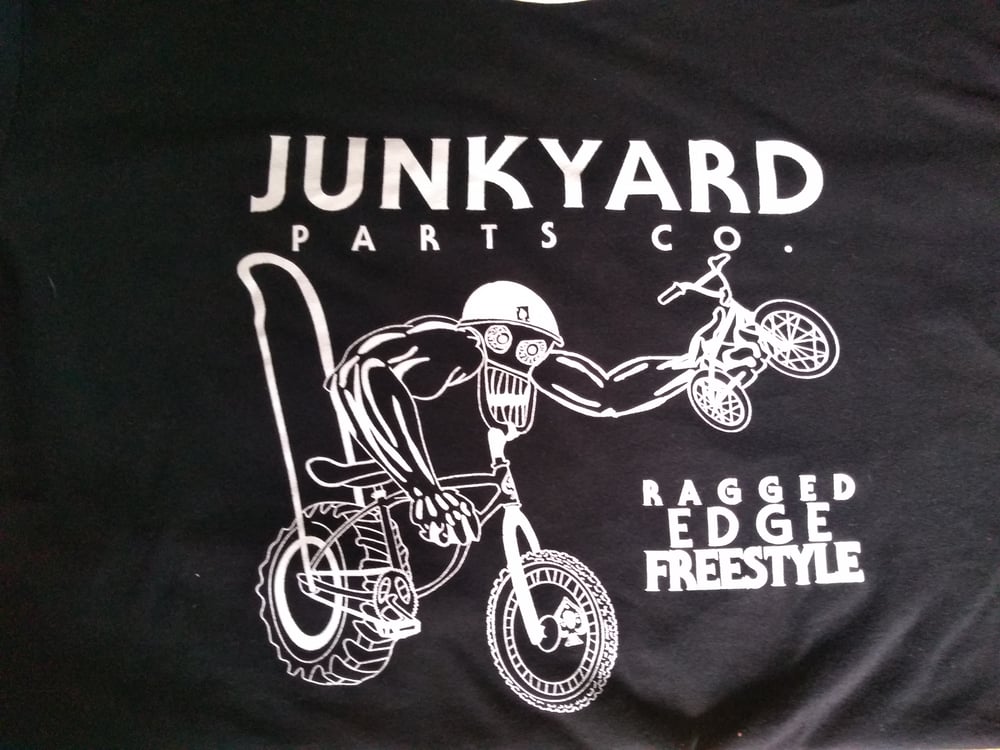 Junkyard Joda Ringer TEE