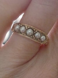 Image 5 of VICTORIAN 18CT YELLOW GOLD SPLIT PEARL 5 STONE RING