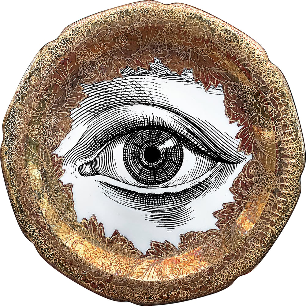 Image of Lover's eye D - #0753 - ENGRAVED GOLD DELUXE EDITION -Vintage German porcelain plate