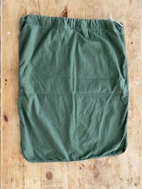 Image 2 of VIETNAM WAR ERA US MILITARY BARRACKS BAG