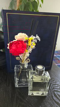 Image 2 of Dainty Collection:Roped Peony White Flowers  Floral Reed Diffuser