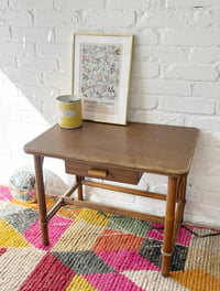 Image 1 of Bureau en rotin 