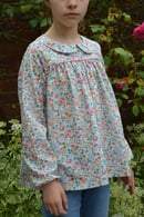 Image 4 of Blouse liberty betsy porcelaine col claudine