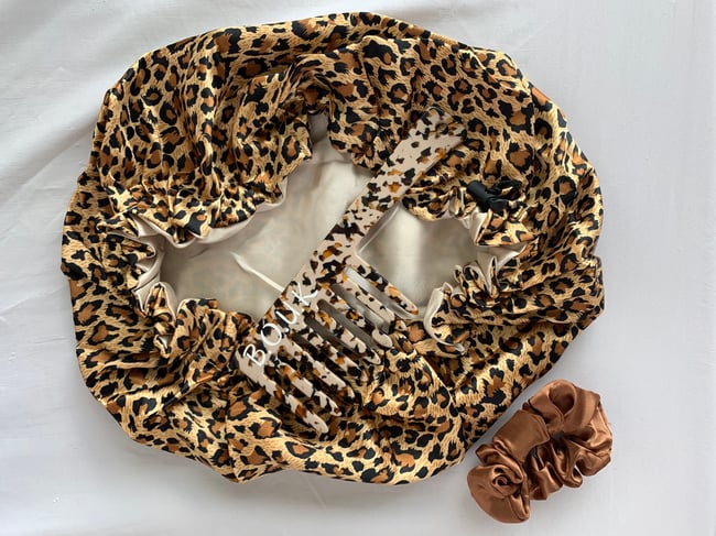 HAIR GIFT BOX BUNDLE IN BROWN