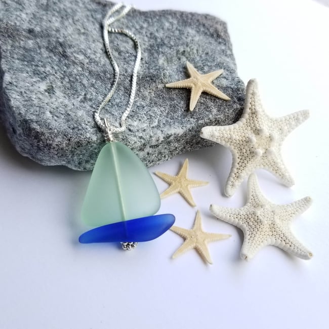 Sailing into Summer Necklace (Peridot + Cobalt)