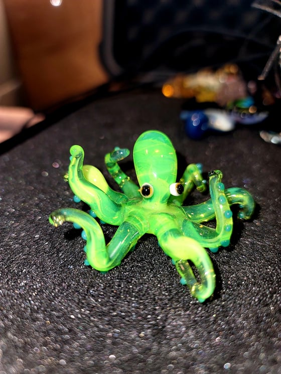 Image of Sculpted Octopus Pendant