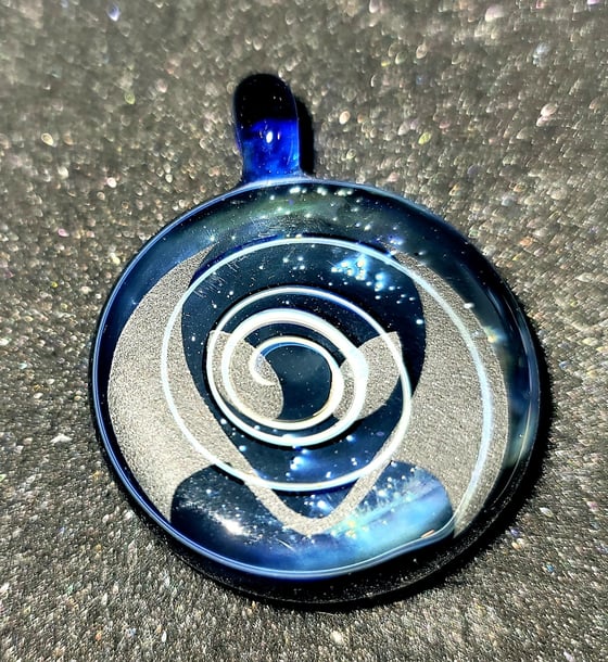 Image of Alien Pendant