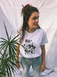 Image 3 of T-shirt yin yang blanc
