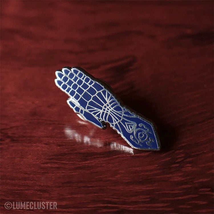 Image of Lumecluster Phoenix Gauntlet Pin