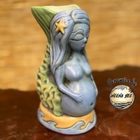 Image 2 of MerMom Gluggle Mug Orange Highlights 