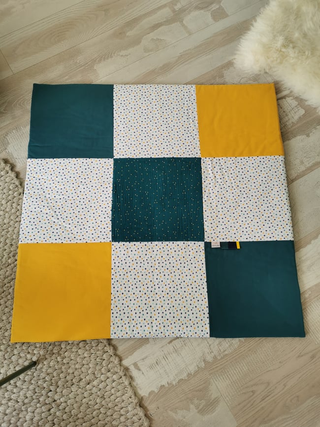 SUR COMMANDE - Tapis de jeux