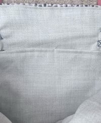 Image 3 of Luxury tote bag in white and brown spot print with leather handles