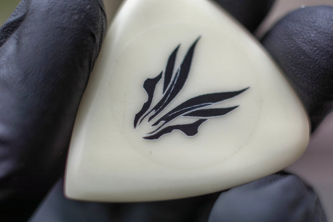 Image of 4mm 'GHOST GLOW' plectrums 👻