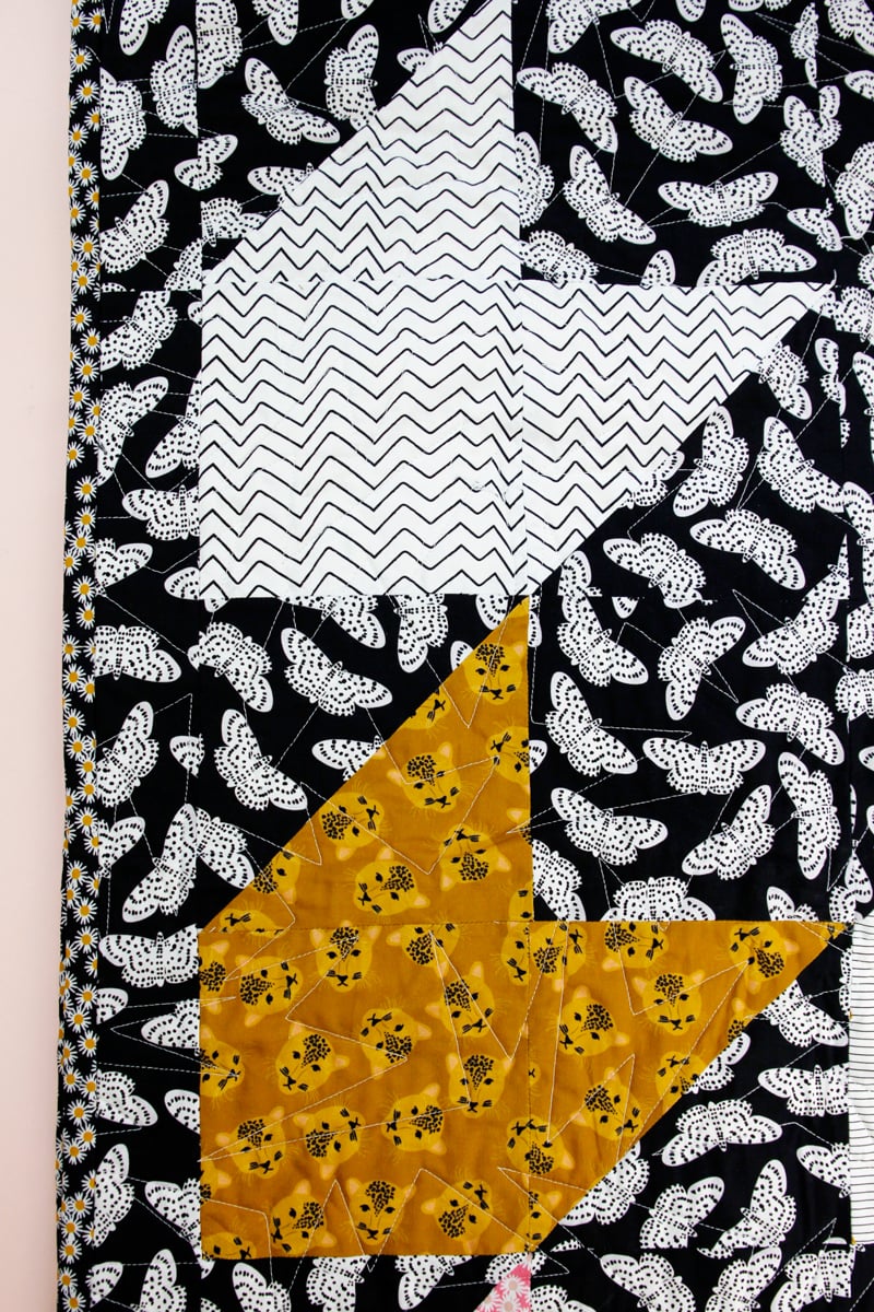 Image of THROWING DARTS PDF Quilt Pattern 