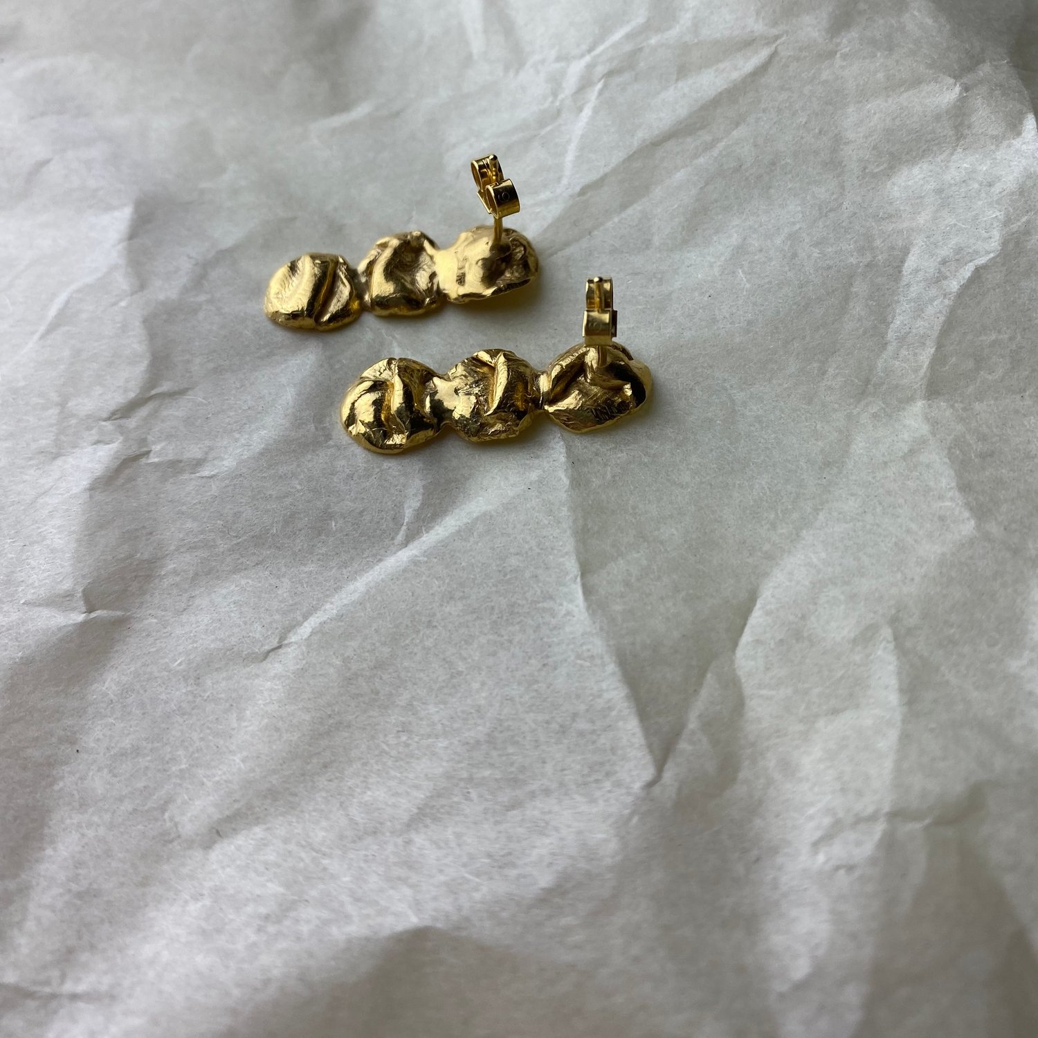 Image of 22ct Gold Vermeil Mini Droplet Uisce Earring