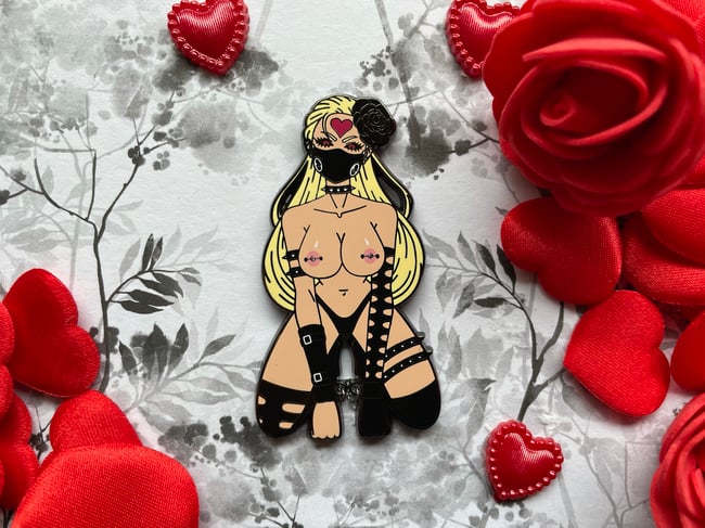 Limited Edition - May Patreon Pin 2021