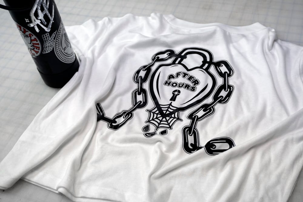 Rare Hearts - Cropped T