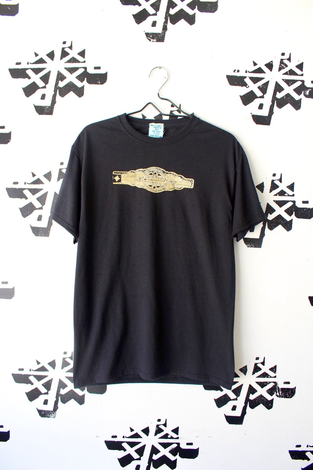 the movers and shakers tee in black 