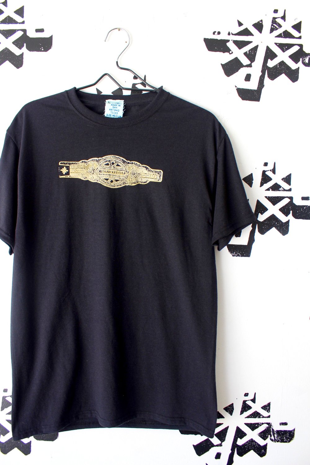 the movers and shakers tee in black