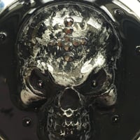 Image 4 of 3D Resin Skull Compact Handbag Mirror in Silver *ON SALE - WAS £30 NOW £15*