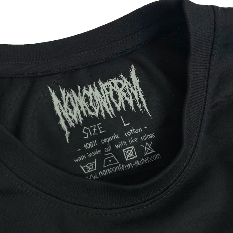 "Cerberus" T-Shirt Image 4