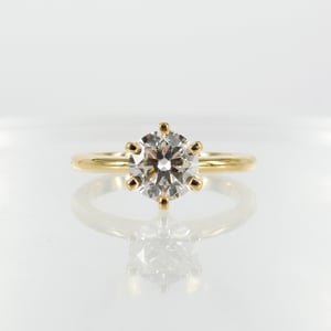 Image of Gorgeous 18ct yellow gold 1.01ct GSI1 XXX diamond solitaire engagement ring. PJ5798