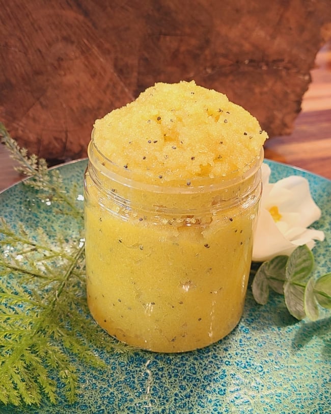 Lemon Poppyseed Exfoliating Body Scrub