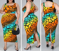 Image 1 of PLUS SIZE MULTI COLORED PRINTED 2 PIECE SET 