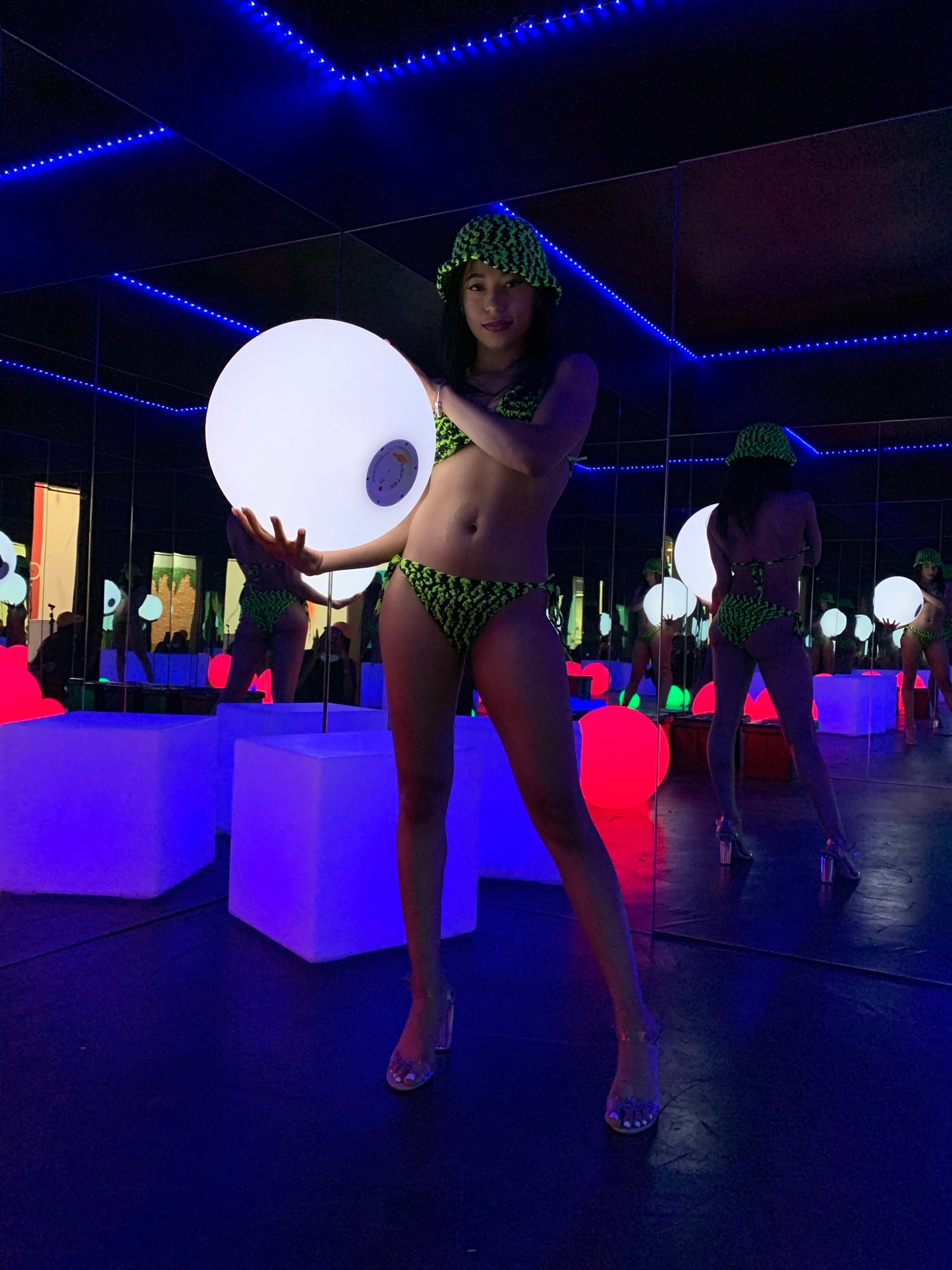 Image of Neon Frenzy Kini 