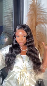 Image 2 of 13x4 frontal wig 