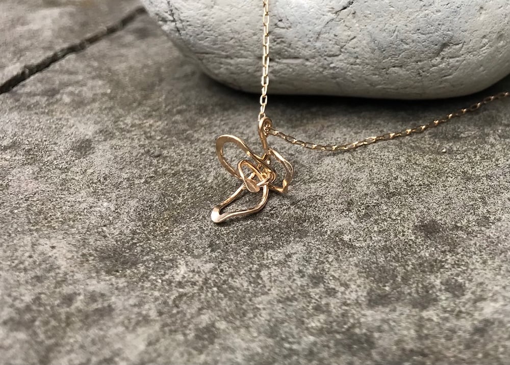 Image of Iris necklace