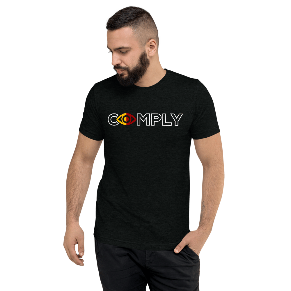 COMPLY Short sleeve t-shirt