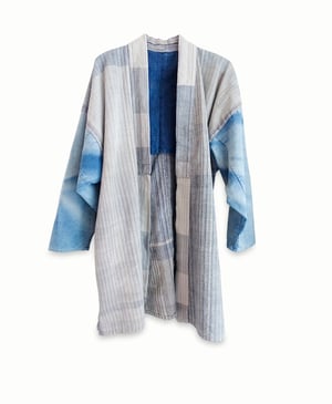 Image of Blå kimonojakke af bomuld indfarvet i blå Ai-zome