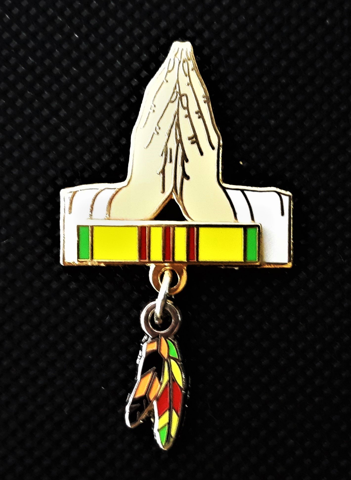 Image of Vietnam Veteran/Agent Orange Praying Hands pin