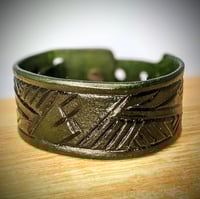 Rune Cuff Bracelet - Creativity (Forest Green)