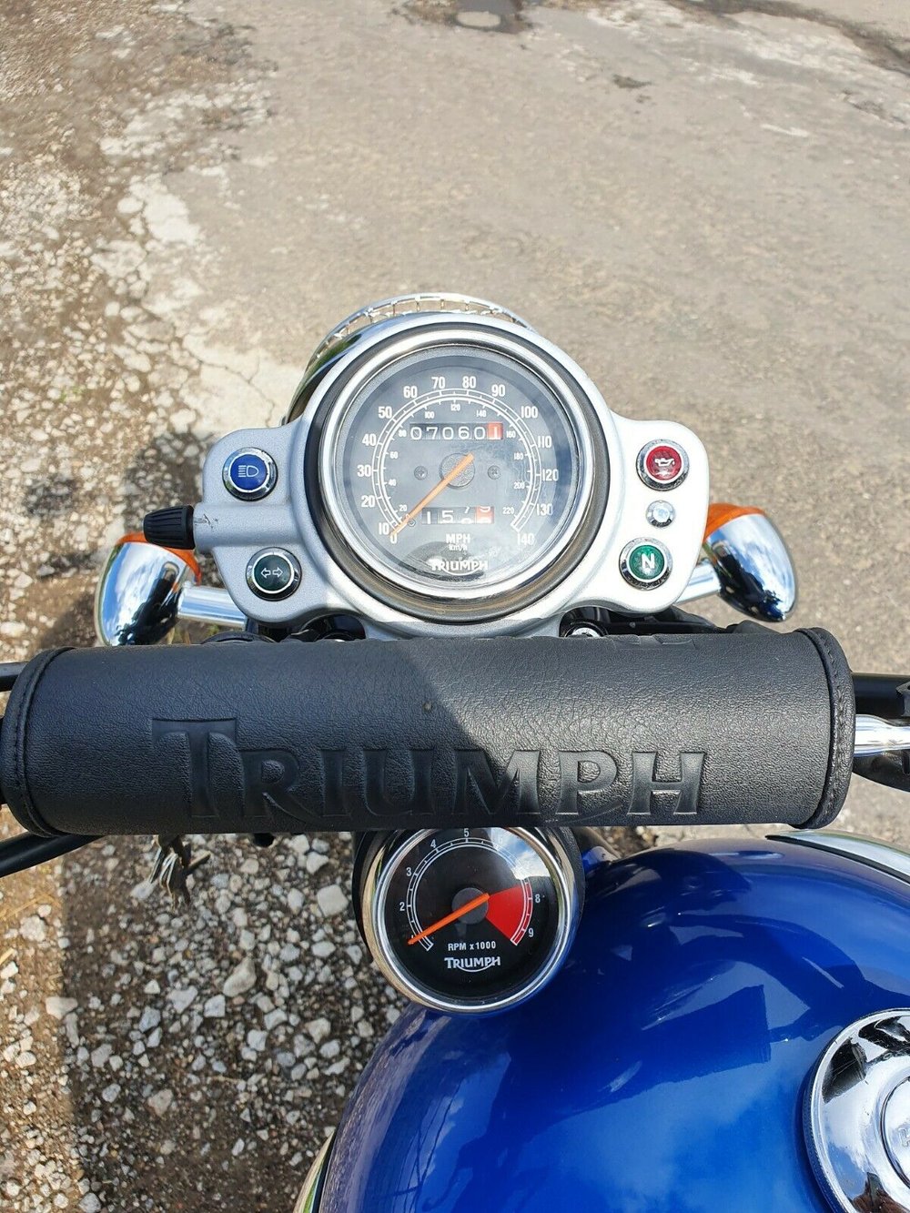 Triumph Bonneville scrambler