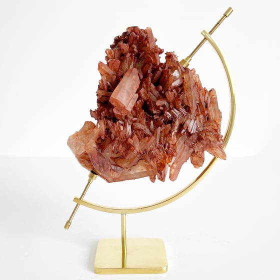 Image of Hematite Quartz no.96 + Brass Arc Stand