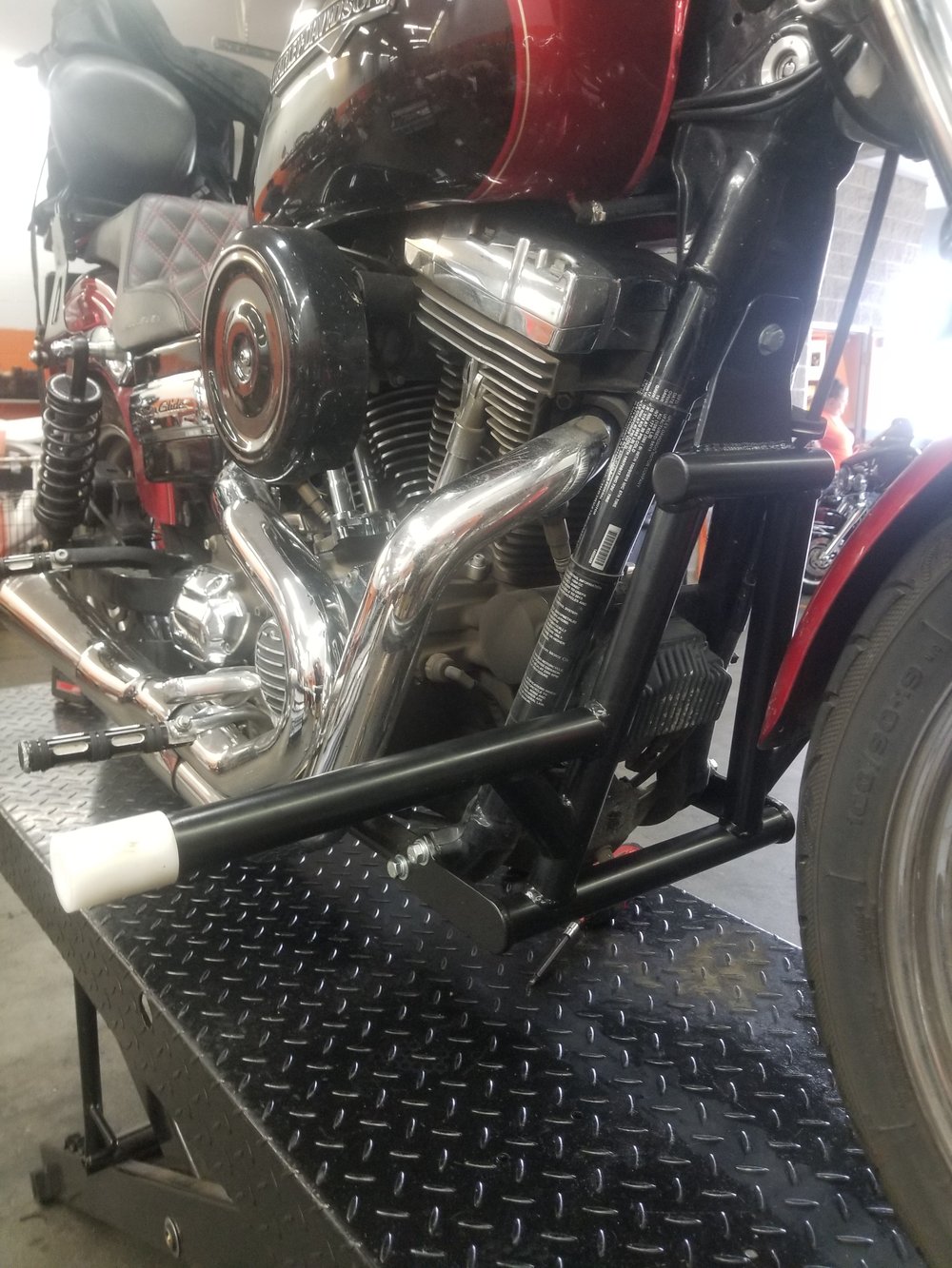 Image of 06-17 dyna battle bar (front)